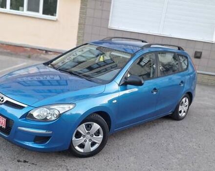 Синий Хендай i30, объемом двигателя 1.6 л и пробегом 220 тыс. км за 6550 $, фото 16 на Automoto.ua