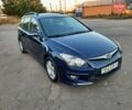 Синий Хендай i30, объемом двигателя 1.6 л и пробегом 178 тыс. км за 7300 $, фото 1 на Automoto.ua