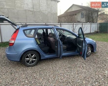 Синий Хендай i30, объемом двигателя 1.59 л и пробегом 65 тыс. км за 7200 $, фото 18 на Automoto.ua