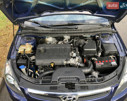 Синий Хендай i30, объемом двигателя 1.6 л и пробегом 230 тыс. км за 8100 $, фото 21 на Automoto.ua