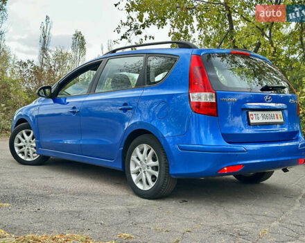 Синий Хендай i30, объемом двигателя 1.6 л и пробегом 209 тыс. км за 6900 $, фото 9 на Automoto.ua