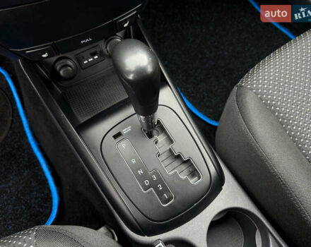 Синий Хендай i30, объемом двигателя 1.6 л и пробегом 180 тыс. км за 8722 $, фото 21 на Automoto.ua