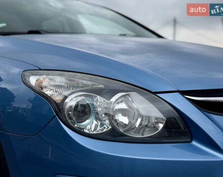 Синий Хендай i30, объемом двигателя 1.6 л и пробегом 180 тыс. км за 8800 $, фото 12 на Automoto.ua