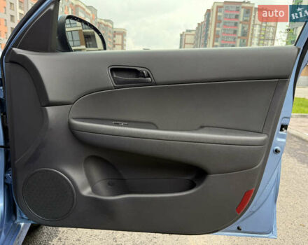 Синий Хендай i30, объемом двигателя 1.6 л и пробегом 180 тыс. км за 8722 $, фото 33 на Automoto.ua