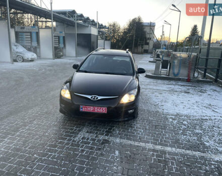 Синий Хендай i30, объемом двигателя 1.6 л и пробегом 220 тыс. км за 6300 $, фото 1 на Automoto.ua
