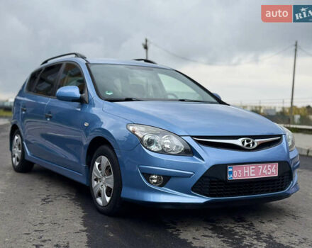 Синий Хендай i30, объемом двигателя 1.6 л и пробегом 180 тыс. км за 8722 $, фото 2 на Automoto.ua