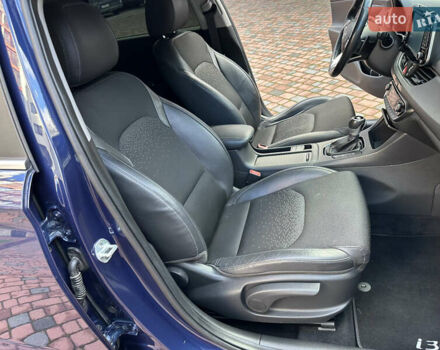 Синий Хендай i30, объемом двигателя 1.4 л и пробегом 205 тыс. км за 10950 $, фото 138 на Automoto.ua