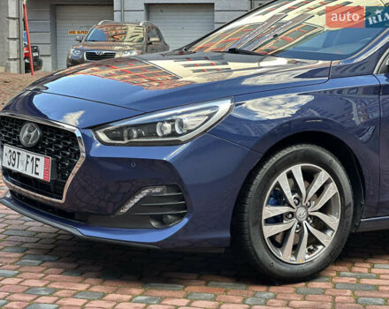 Синий Хендай i30, объемом двигателя 1.4 л и пробегом 205 тыс. км за 10950 $, фото 22 на Automoto.ua