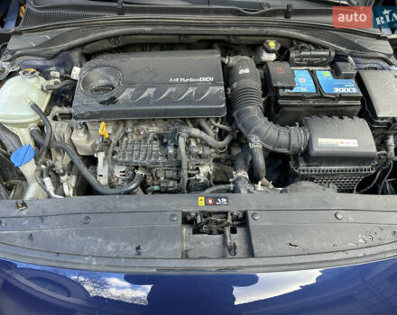 Синий Хендай i30, объемом двигателя 1.4 л и пробегом 205 тыс. км за 10950 $, фото 188 на Automoto.ua