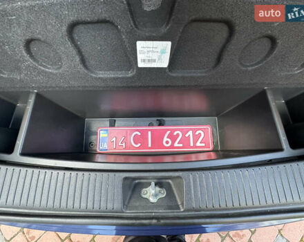 Синий Хендай i30, объемом двигателя 1.4 л и пробегом 205 тыс. км за 10950 $, фото 184 на Automoto.ua