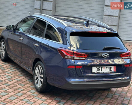 Синий Хендай i30, объемом двигателя 1.4 л и пробегом 205 тыс. км за 10950 $, фото 3 на Automoto.ua