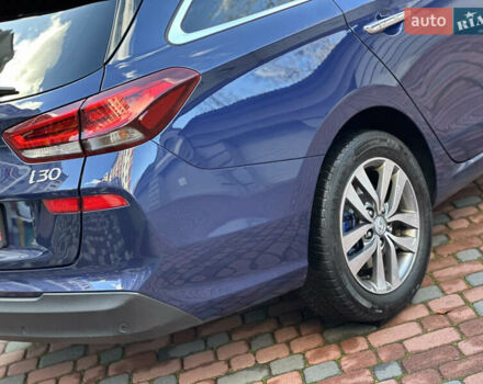 Синий Хендай i30, объемом двигателя 1.4 л и пробегом 205 тыс. км за 10950 $, фото 35 на Automoto.ua