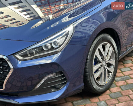 Синий Хендай i30, объемом двигателя 1.4 л и пробегом 205 тыс. км за 10950 $, фото 23 на Automoto.ua