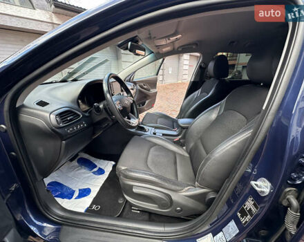 Синий Хендай i30, объемом двигателя 1.4 л и пробегом 205 тыс. км за 10950 $, фото 127 на Automoto.ua