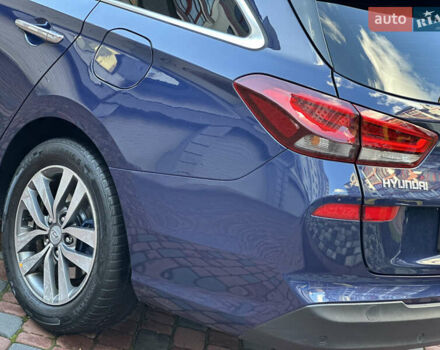 Синий Хендай i30, объемом двигателя 1.4 л и пробегом 205 тыс. км за 10950 $, фото 40 на Automoto.ua