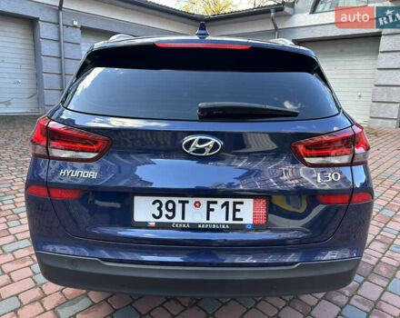 Синий Хендай i30, объемом двигателя 1.4 л и пробегом 205 тыс. км за 10950 $, фото 77 на Automoto.ua