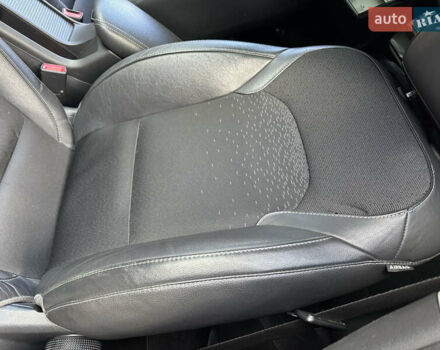 Синий Хендай i30, объемом двигателя 1.4 л и пробегом 205 тыс. км за 10950 $, фото 112 на Automoto.ua