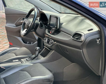 Синий Хендай i30, объемом двигателя 1.4 л и пробегом 205 тыс. км за 10950 $, фото 149 на Automoto.ua