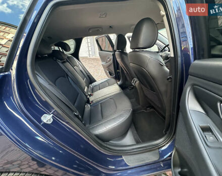 Синий Хендай i30, объемом двигателя 1.4 л и пробегом 205 тыс. км за 10950 $, фото 173 на Automoto.ua