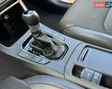 Синий Хендай i30, объемом двигателя 1.4 л и пробегом 205 тыс. км за 10950 $, фото 99 на Automoto.ua