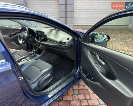 Синий Хендай i30, объемом двигателя 1.4 л и пробегом 205 тыс. км за 10950 $, фото 136 на Automoto.ua
