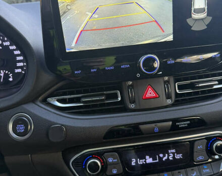 Хендай i30 2021 у Львові на Automoto.ua Синій Хендай i30, об'ємом двигуна 1.6 л та пробігом 117 тис. км за 17699 $, фото 12 на Automoto.ua