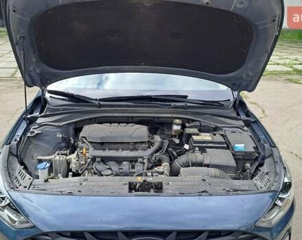 Синий Хендай i30, объемом двигателя 1.5 л и пробегом 58 тыс. км за 14500 $, фото 4 на Automoto.ua