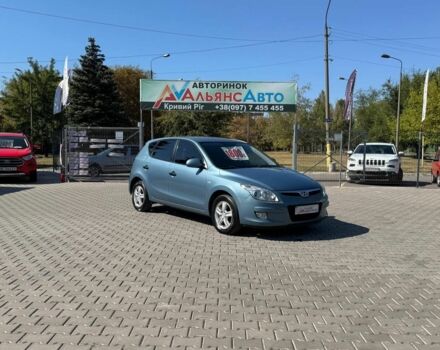 Синій Хендай i30, об'ємом двигуна 1.6 л та пробігом 213 тис. км за 6900 $, фото 1 на Automoto.ua
