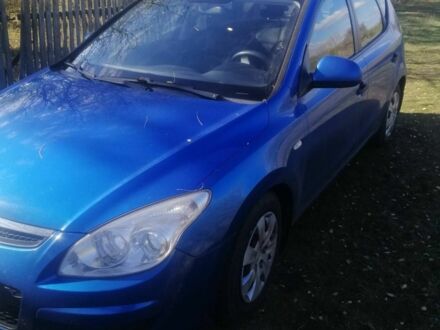 Синій Хендай i30, об'ємом двигуна 1.4 л та пробігом 1000 тис. км за 3500 $, фото 1 на Automoto.ua