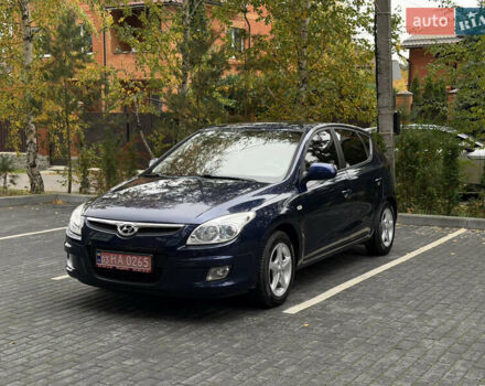 Синий Хендай i30, объемом двигателя 1.4 л и пробегом 191 тыс. км за 6200 $, фото 1 на Automoto.ua