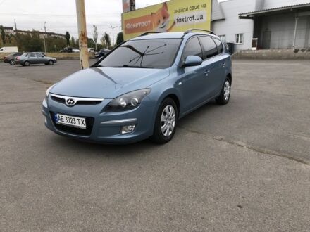 Синий Хендай i30, объемом двигателя 1.6 л и пробегом 230 тыс. км за 6200 $, фото 1 на Automoto.ua