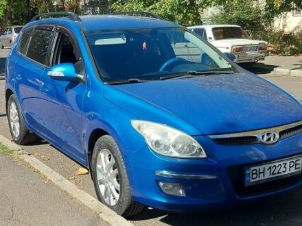 Синій Хендай i30, об'ємом двигуна 1.6 л та пробігом 285 тис. км за 7900 $, фото 1 на Automoto.ua