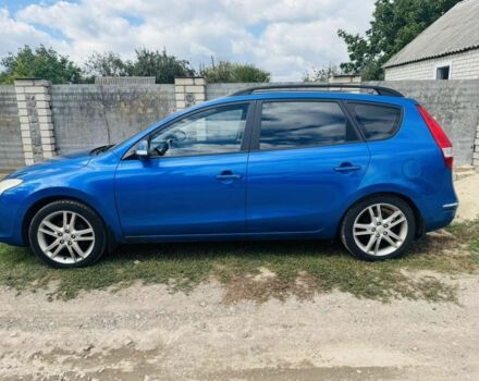 Синій Хендай i30, об'ємом двигуна 2 л та пробігом 280 тис. км за 2300 $, фото 1 на Automoto.ua