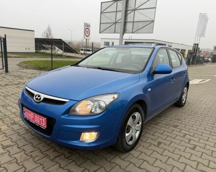 Синий Хендай i30, объемом двигателя 1.4 л и пробегом 235 тыс. км за 6153 $, фото 1 на Automoto.ua