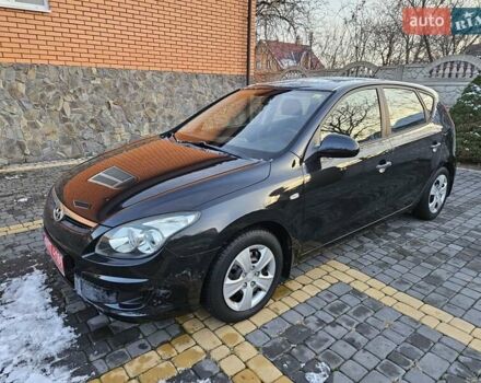 Синий Хендай i30, объемом двигателя 1.4 л и пробегом 184 тыс. км за 5500 $, фото 1 на Automoto.ua