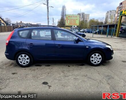 Синий Хендай i30, объемом двигателя 1.6 л и пробегом 1440 тыс. км за 7600 $, фото 1 на Automoto.ua
