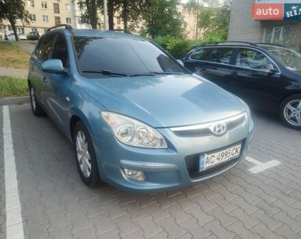 Синий Хендай i30, объемом двигателя 1.6 л и пробегом 300 тыс. км за 6200 $, фото 1 на Automoto.ua