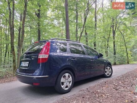Хендай i30 2009 в Виннице на Automoto.ua Синий Хендай i30, объемом двигателя 1.4 л и пробегом 196 тыс. км за 5000 $, фото 1 на Automoto.ua