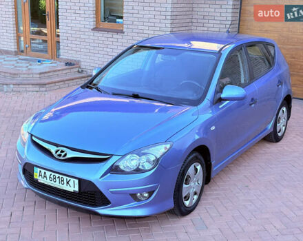 Синий Хендай i30, объемом двигателя 1.6 л и пробегом 152 тыс. км за 8200 $, фото 1 на Automoto.ua