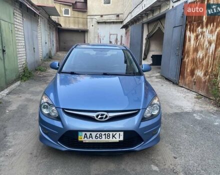 Синий Хендай i30, объемом двигателя 1.6 л и пробегом 151 тыс. км за 6400 $, фото 1 на Automoto.ua
