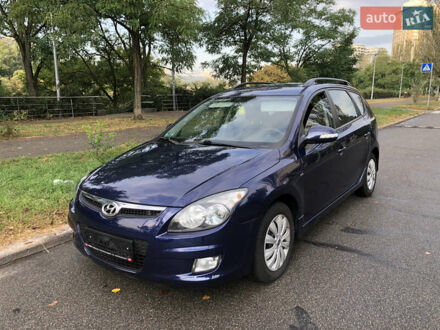 Синій Хендай i30, об'ємом двигуна 1.6 л та пробігом 230 тис. км за 8100 $, фото 1 на Automoto.ua