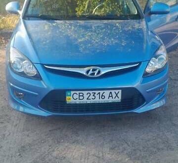 Синий Хендай i30, объемом двигателя 1.4 л и пробегом 35 тыс. км за 8000 $, фото 1 на Automoto.ua
