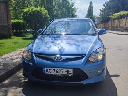 Хендай i30 2011 у Луцьку на Automoto.ua Синій Хендай i30, об'ємом двигуна 1.6 л та пробігом 221 тис. км за 6199 $, фото 1 на Automoto.ua