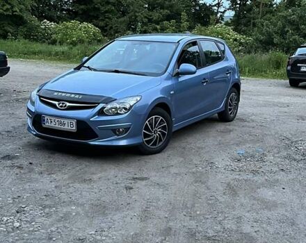 Синий Хендай i30, объемом двигателя 1.4 л и пробегом 232 тыс. км за 5200 $, фото 1 на Automoto.ua