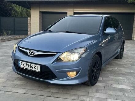 Синій Хендай i30, об'ємом двигуна 1.59 л та пробігом 115 тис. км за 7980 $, фото 1 на Automoto.ua