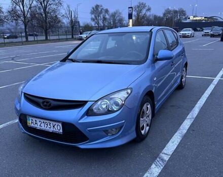 Синий Хендай i30, объемом двигателя 1.59 л и пробегом 174 тыс. км за 8500 $, фото 1 на Automoto.ua