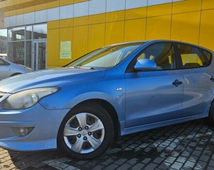 Синий Хендай i30, объемом двигателя 1.6 л и пробегом 287 тыс. км за 4950 $, фото 1 на Automoto.ua