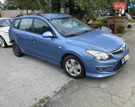 Синий Хендай i30, объемом двигателя 1.6 л и пробегом 180 тыс. км за 2900 $, фото 1 на Automoto.ua