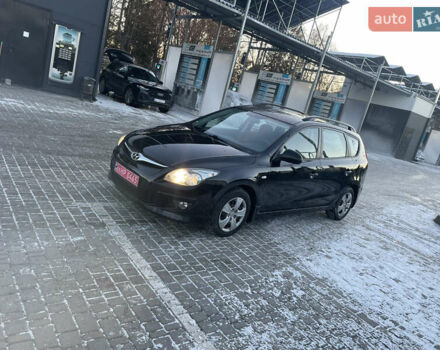 Синий Хендай i30, объемом двигателя 1.6 л и пробегом 220 тыс. км за 6300 $, фото 1 на Automoto.ua