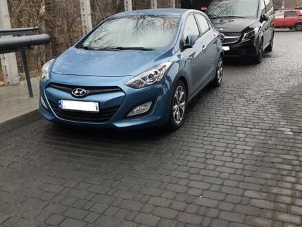 Синій Хендай i30, об'ємом двигуна 1.58 л та пробігом 160 тис. км за 11500 $, фото 1 на Automoto.ua